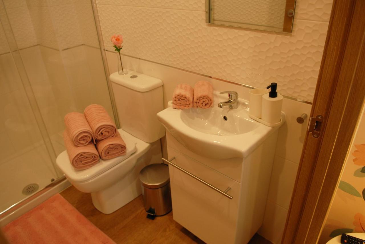Pink Home Santiago de Compostela Bagian luar foto